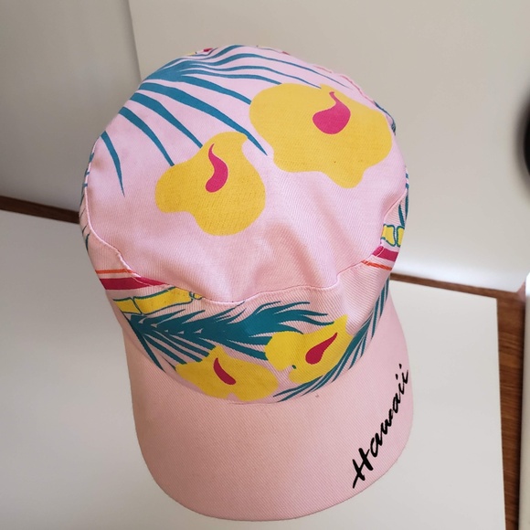 Vintage Hawaii Island Hat. Pink with Flowers - Picture 4 of 6